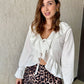 Camisa blanca de boleros anudada al frente Ref. Boho