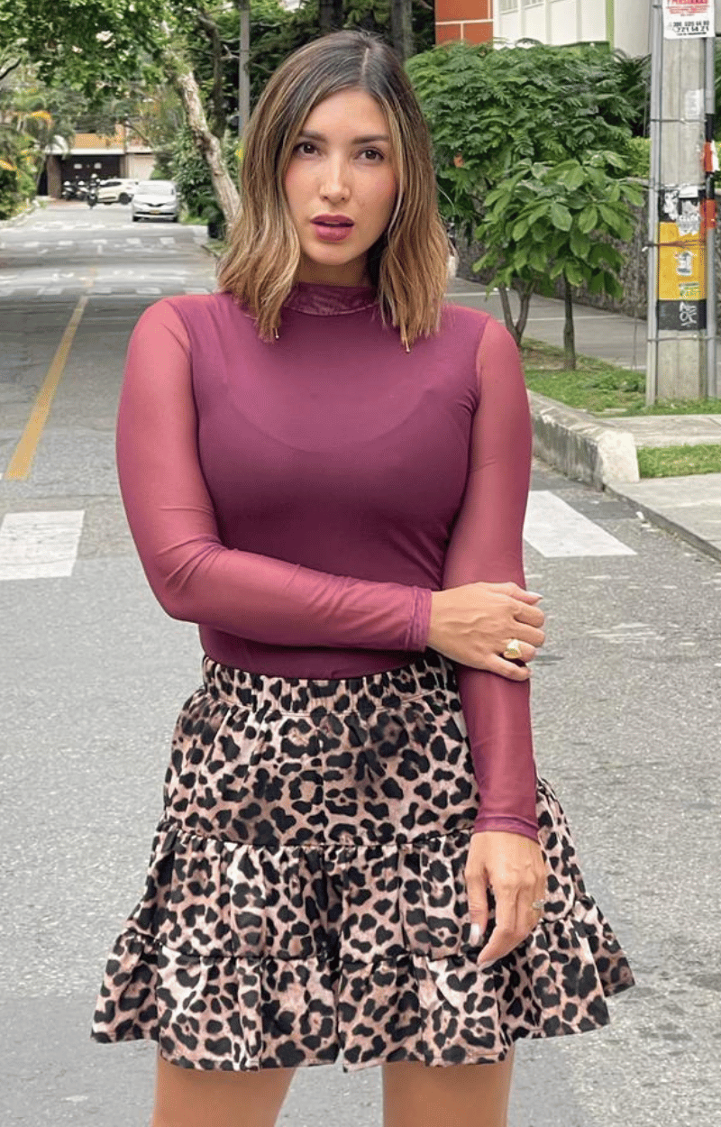 Short skirt light fabric bolero animal print