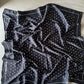 Pañoleta para mujer en seda Polka Dots Negra