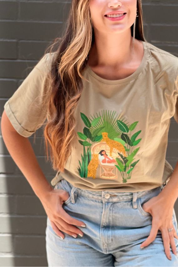 Selvatica beige printed basic t-shirt 